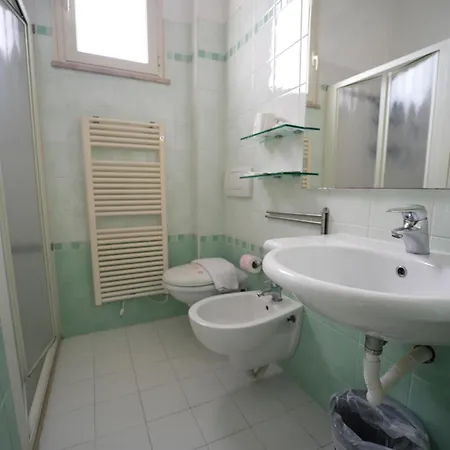 루가노 3* 리미니