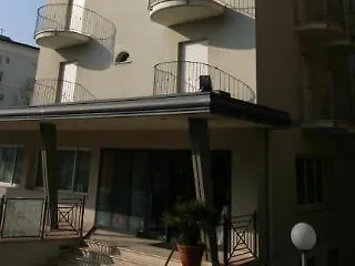 卢加诺酒店 公寓式酒店