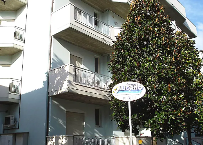 Lugano Hotel apartamentowy 3*