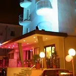 Ξενοδοχείο με διαμερίσματα Lugano 3*